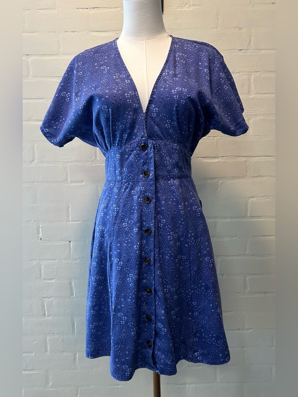 Marine Layer Camila Mini Dress Size S Blue Floral Tencel Button Front Tie Waist - Picture 3 of 11